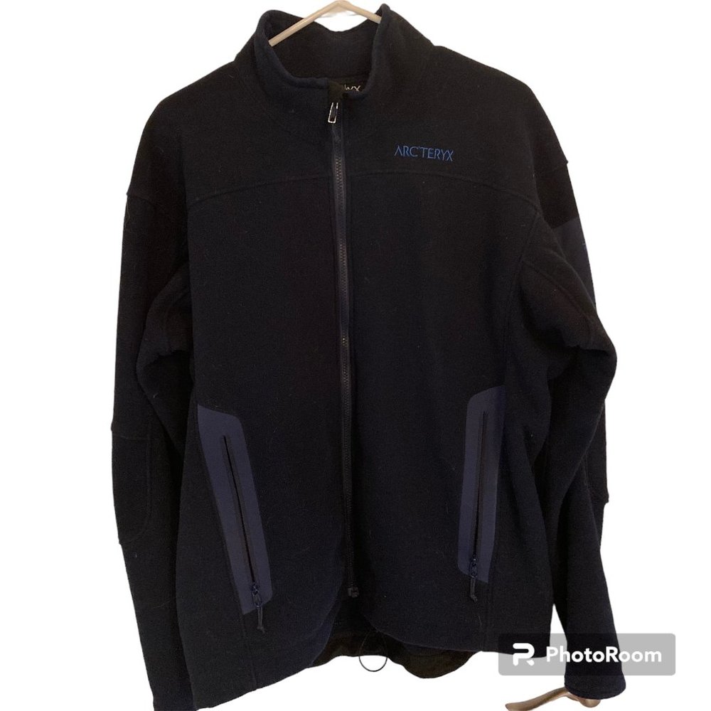 Arc’teryx Fleece Jacket (L) - Excellent Condition